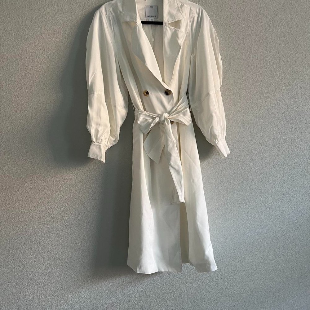 NWT/Minor Defect C/MEO Collective Affectation Trench Coat White Size Small